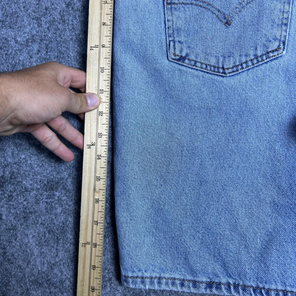 Levis 550 Relaxed Fit Denim Shorts Light Wash Skater Baggy Vintage Size 36